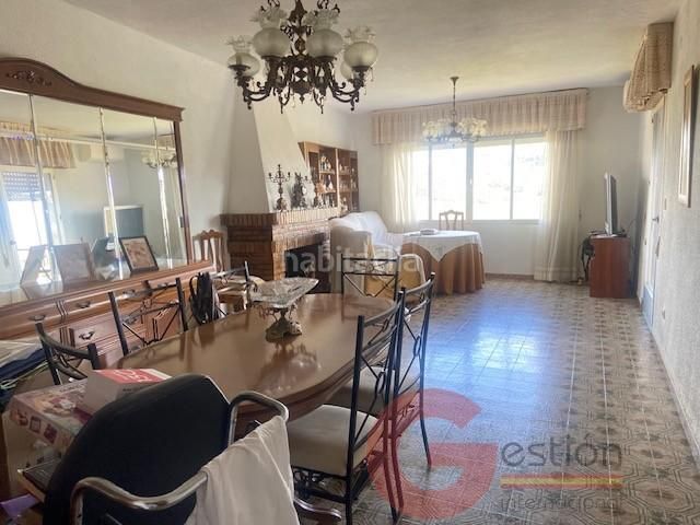 Foto bab302a7-4d54-47b2-8e30-0c489249bbf7. Edificio  en Almuñecar centro Almuñécar