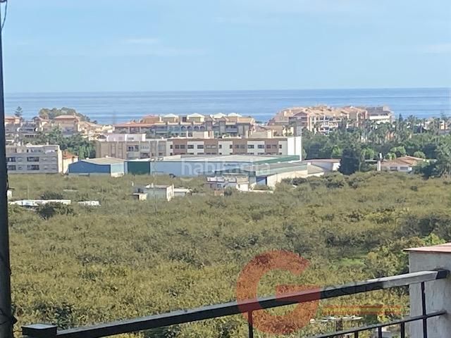 Foto e9ae7705-7e76-4947-b652-6c7648260498. Edificio  en Almuñecar centro Almuñécar