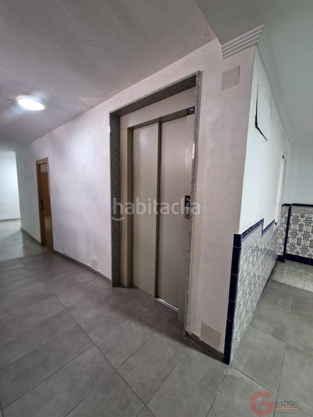 Foto 0bc39a43-5395-42bf-9727-b5de155b0a81. Pis a Centro Salobreña