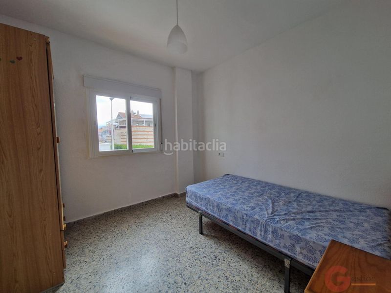 Foto a4bda2a5-b4ab-4ef4-9634-7f04887d8a7f. Pis a Centro Salobreña