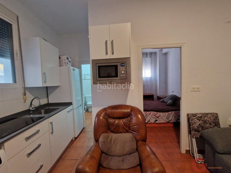 Foto a944e3a9-ac8b-49d4-9987-0c9491e0d812. Casa a Centro Salobreña