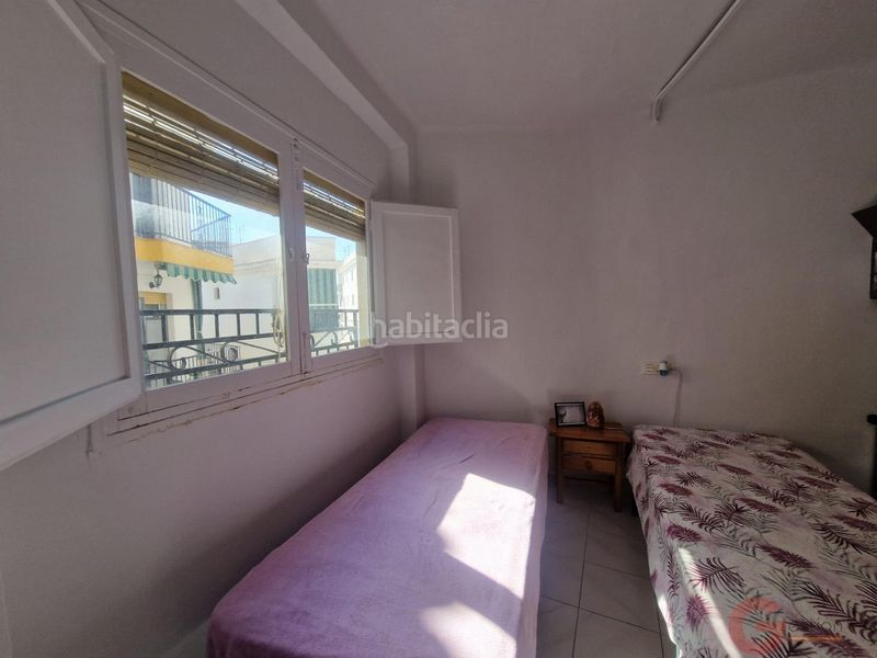 Foto ee67b83e-6dce-4eef-86c7-52f634ac3f58. Casa a Centro Salobreña