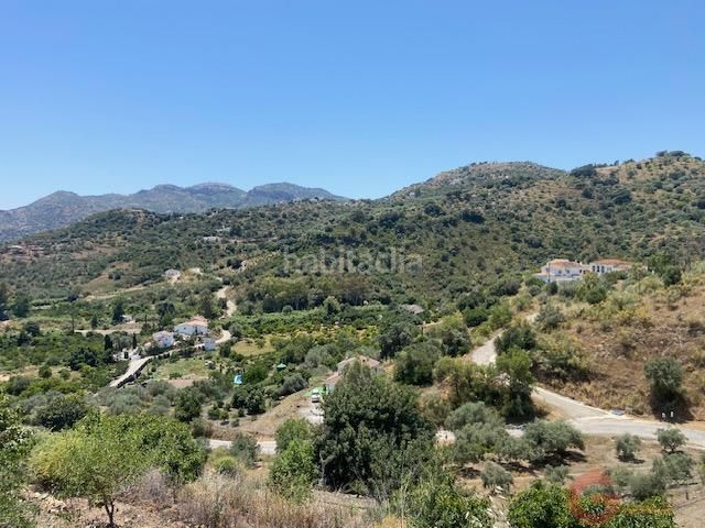 Foto 5fe740fe-20e3-4aeb-a722-4898ebee8e6f. Masia a Comares