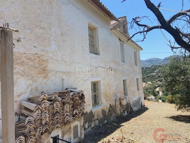 Foto 8f7533c7-28bf-4231-9209-b0f25aa2d3c5. Masia a Comares