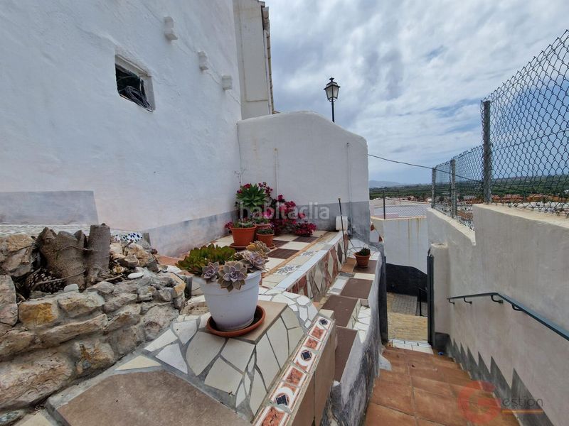 Foto 270057d3-ef93-48ac-9399-7d218e4ef034. Casa a Centro Salobreña