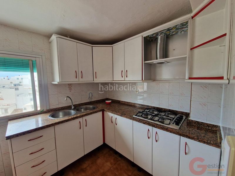 Foto ae030abd-a2c5-4e4c-9cab-8e5d19991a99. Casa a Centro Salobreña