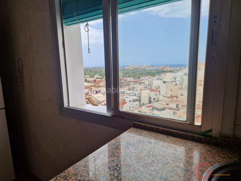 Foto b1f83d94-33a6-412d-b18f-740eb6783eed. Casa a Centro Salobreña