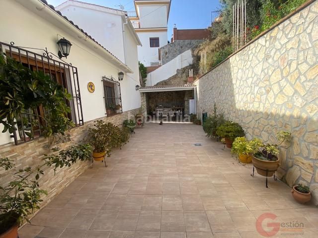 Foto dae952b1-c19e-475d-9617-4aae5b9c4e6a. Edificio in Cómpeta