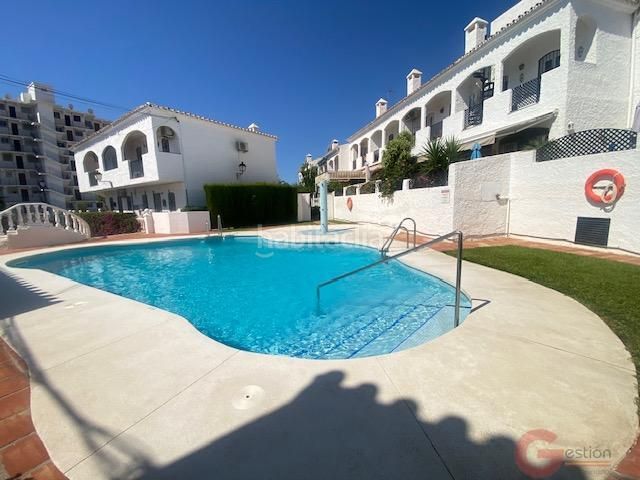 Foto 651adc02-fbfe-4e47-9c74-defdc4a247d9. Xalet amb piscina a nueva Nerja Nerja