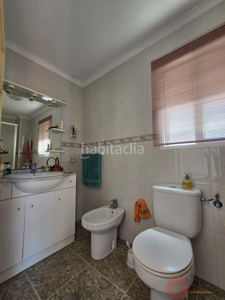 Foto 231765e7-b0c4-4644-bb56-dc5a0c5e629e. Casa amb aparcament a Ítrabo