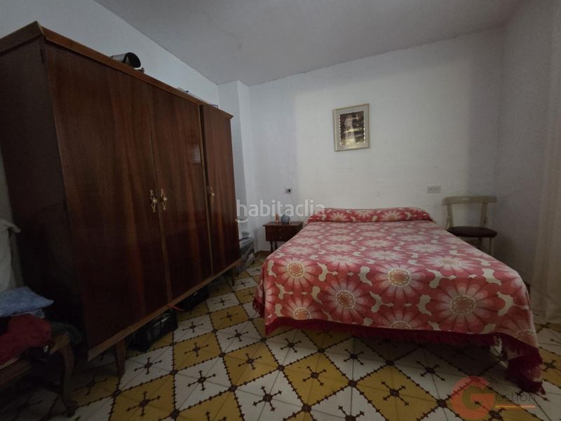 Foto 7b7aa0f6-9ecd-4f65-bc8f-40263fa4b66d. Casa amb aparcament a Ítrabo