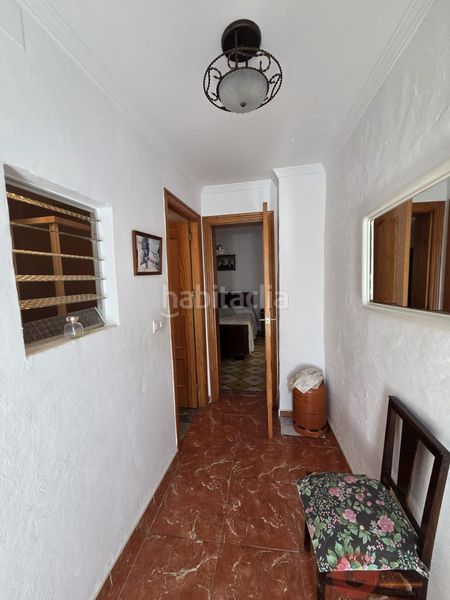 Foto a2555b9c-e38f-4833-b67d-ad08bed410a9. Casa amb aparcament a Ítrabo