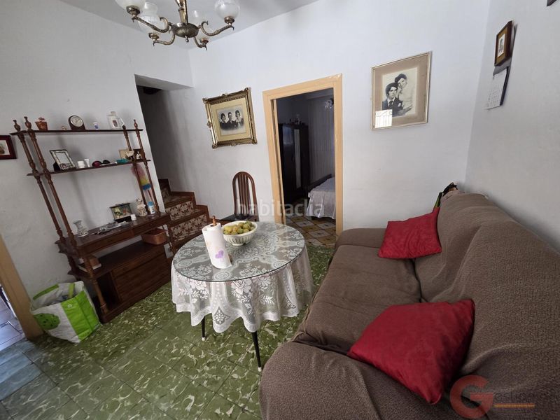 Foto fe5a64c5-7766-484c-8f6c-dd9d06604329. Casa amb aparcament a Ítrabo