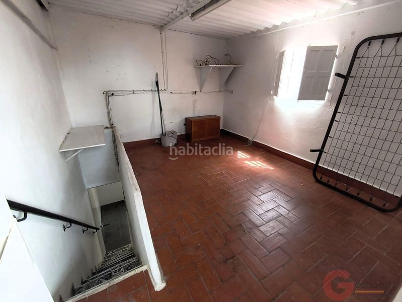 Foto abeb6da8-5202-4ce3-a7e6-4a507129297a. Edifici a Motril ciudad Motril
