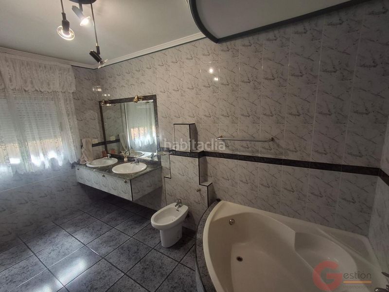 Foto 374c263b-e1fd-49c3-b018-a0c84e9e9353. Casa a Molvízar