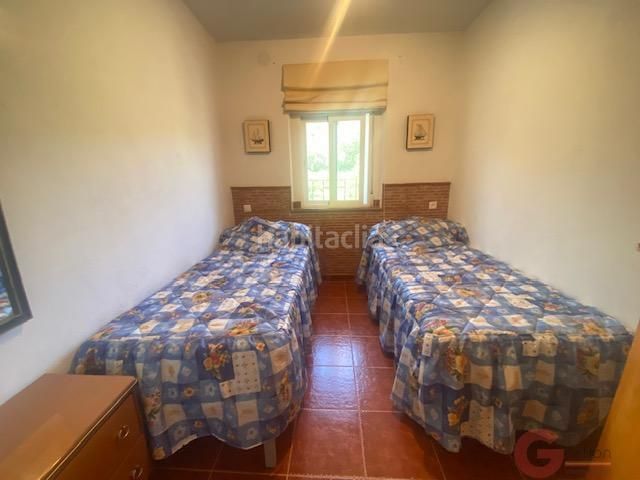Foto bd5b7092-fb69-471e-b8e8-82528870d4d0. Xalet a Otívar