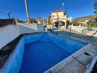 Country house in Molvízar. Molvízarfinca rustica
