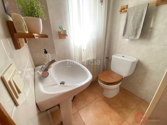 Foto 0aa1dbe7-2d99-4f71-9b29-ebc8554b2eb9. Xalet amb aparcament piscina a Cómpeta