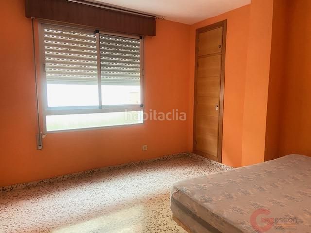 Foto 2171335f-24d8-472b-a072-901e82125b15. Pis a Centro Torre del Mar