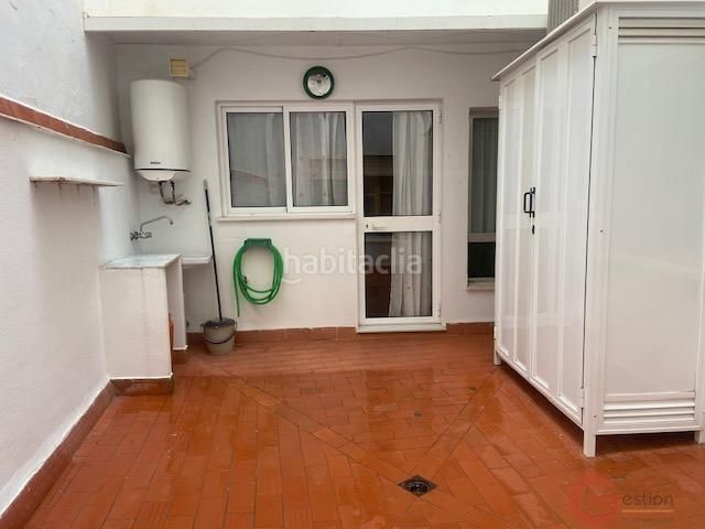 Foto d2b41dd1-113d-420a-ac88-f44b7d884c89. Pis a Centro Torre del Mar