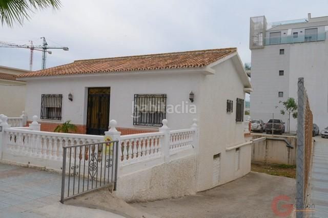 Foto 55452fb4-0410-4d3b-88c8-b1cb01612db7. Xalet amb aparcament a Laguna Beach Torrox