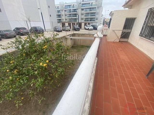 Foto 6227cf63-08f3-4920-9fd6-9e9b80210df8. Xalet amb aparcament a Laguna Beach Torrox