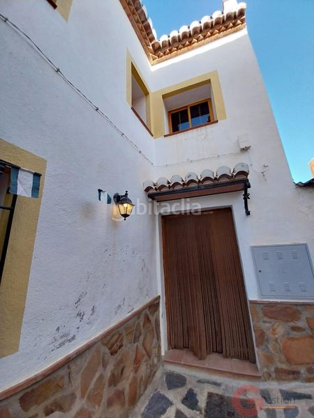 Foto abe28c96-e6ed-49e9-9574-6d3b66f63fcd. Casa a Guájares (Los)