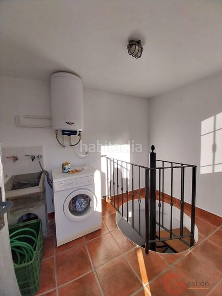 Foto f3c2a4f8-ee72-4c24-b165-ee7ab2d7efdc. Casa a Guájares (Los)