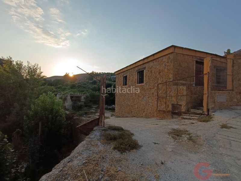 Foto e3599088-5066-4f7f-b2c0-fe98102d30fc. Masia amb aparcament a Lanjarón