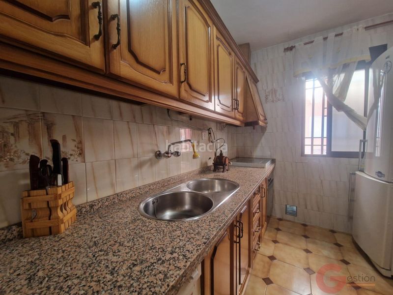 Foto afdd17aa-fd14-408d-a62e-dd271f1d882b. Casa a Molvízar