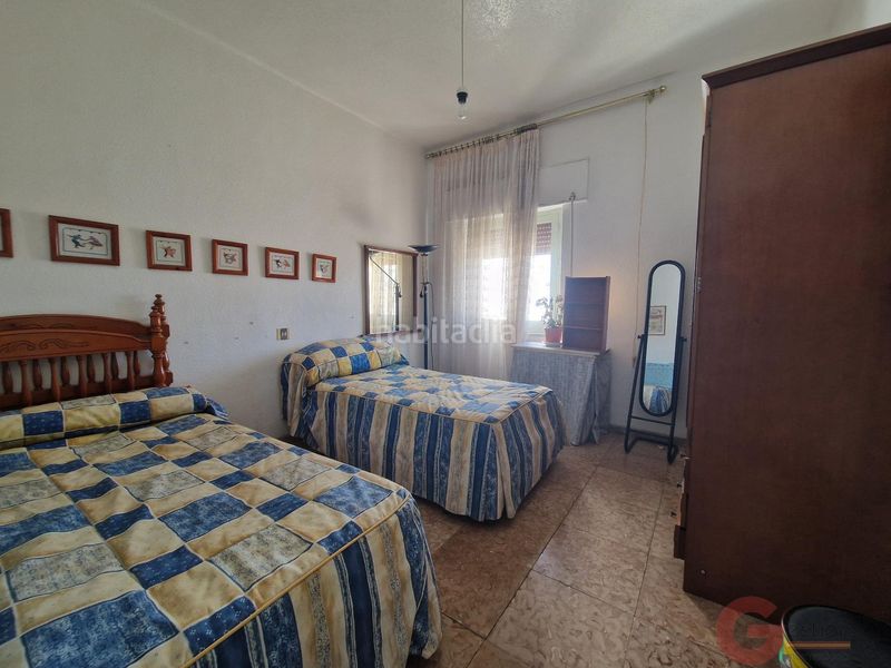 Foto 10d6288c-8c53-4d81-b28b-57d9c999472a. Casa amb aparcament a Centro Salobreña