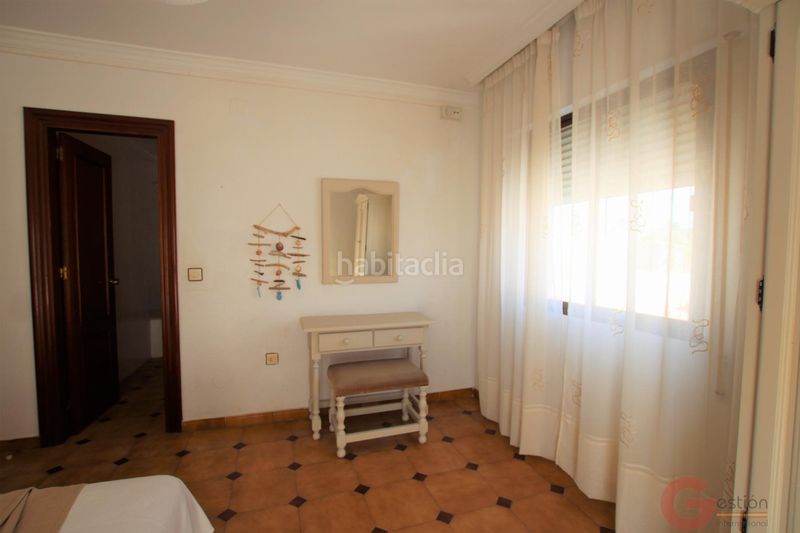 Foto 931b98c2-64a4-48c7-88da-7bd7ba62a0e2. Edificio hotel en Centro Salobreña