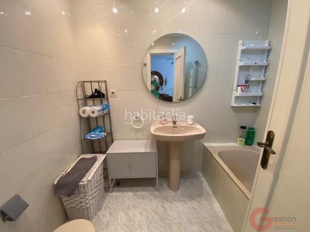 Foto d9ab1af7-58e4-4643-92b1-2da1a40f695a. Apartament amb aparcament a Almuñecar centro Almuñécar