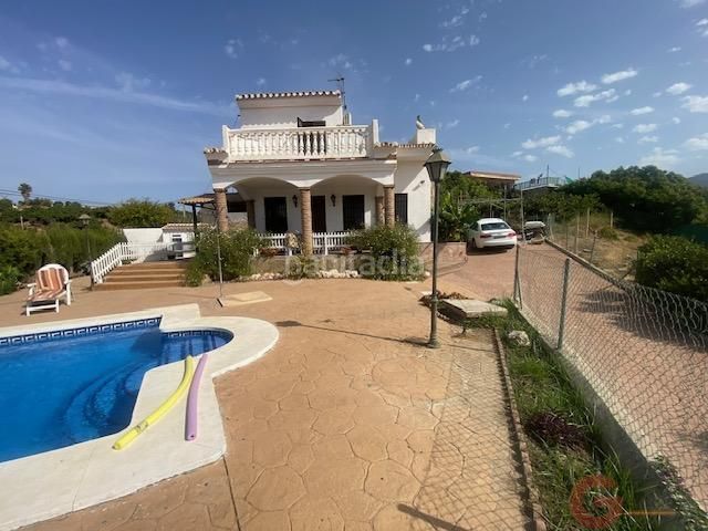 Foto da6edc91-2e45-4eaa-a4b5-c0b5f05509a1. Country house with parking pool in Camino Algarrobo - Las Arenas Vélez - Málaga