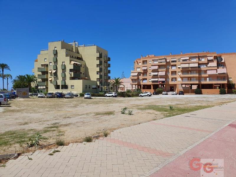 Foto b75ffcf4-541e-4437-946b-9a6fa2b06244. Terreno residencial terreno en Centro Salobreña