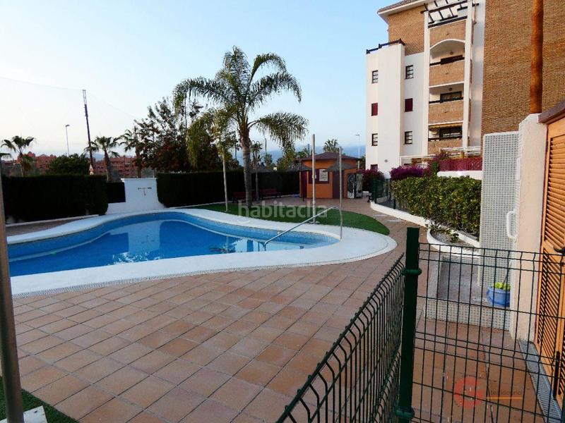 Foto 140240a8-3d94-462f-9223-88fc58e4e531. Piso  en Playa de Granada Motril