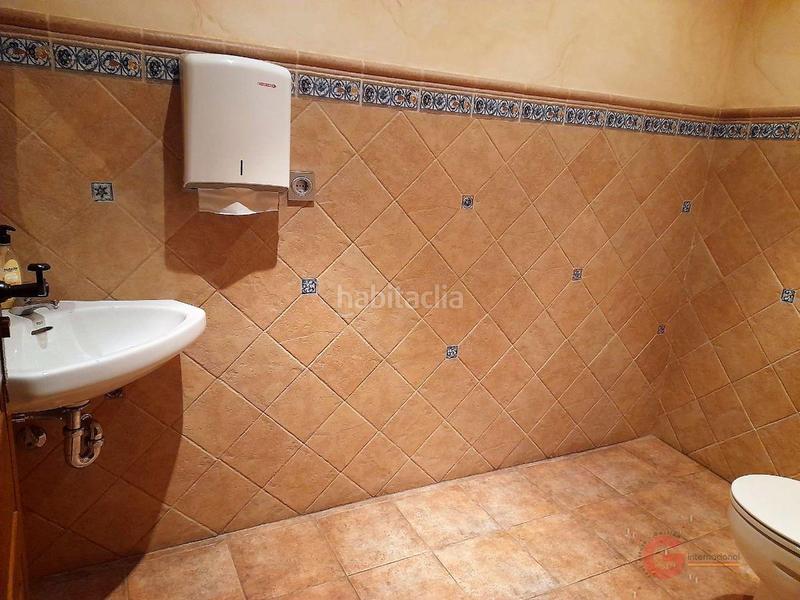 Foto c372df52-a418-4d9f-ac88-6fae15c9f1e1. Local comercial local en Motril ciudad Motril