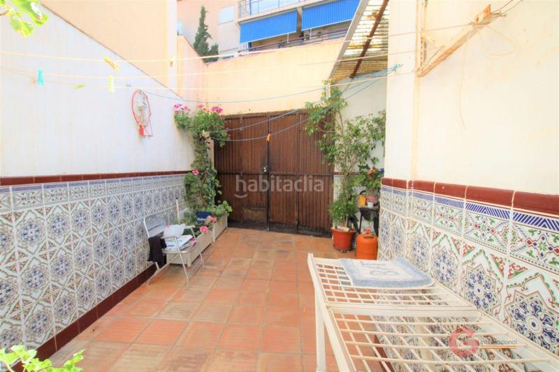 Foto b840ba44-df20-44c5-a937-eba5283eaba1. Chalet  en Motril ciudad Motril