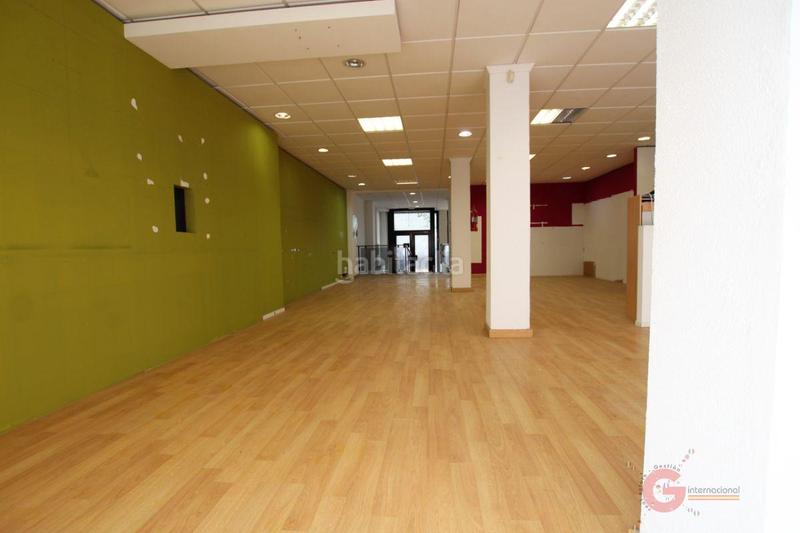 Foto 04f1bb5e-50b9-4ad2-90f3-a5e91798fa4d. Local comercial local en Motril ciudad Motril