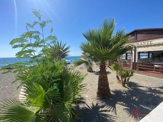 Chalet en La Mamola. Poloposchalet