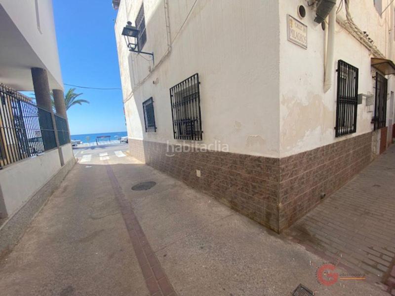 Foto c505ed84-695d-4b8e-9547-cd39819a90fc. Chalet  en La Mamola Polopos