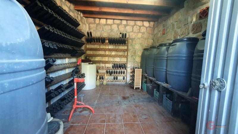 Foto a9e7dfac-c9cc-4eb8-abef-c93d88331fc9. Masía finca rustica en Vélez de Benaudalla