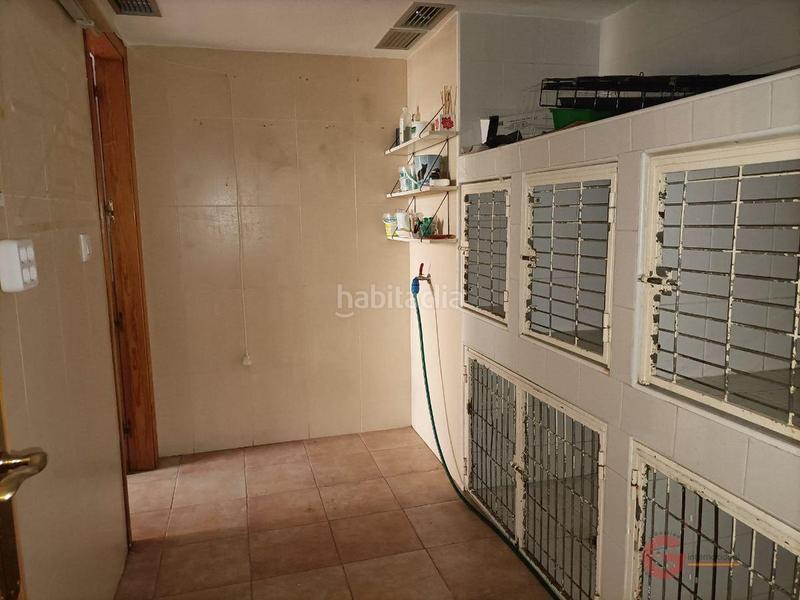 Foto dba5f66f-55cd-42dd-9d58-fda02f83c1b8. Local comercial local en Centro Salobreña