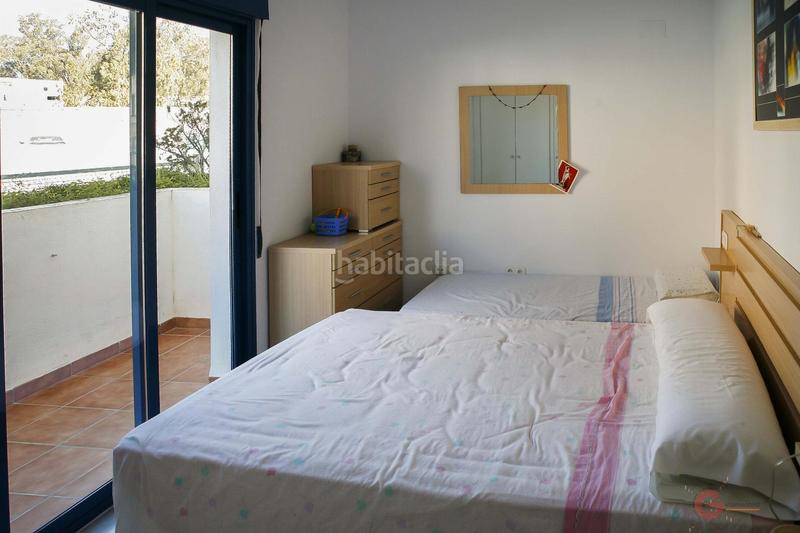 Foto bb5fc7c1-cd6d-4ad8-ae38-b12033588d76. Piso  en Castell de Ferro