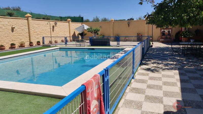 Foto 19f8b429-3637-4462-8030-914468664c43. Chalet  en Montilla
