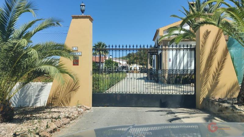 Foto 54668447-2458-4561-a367-e4c27eb0c88d. Chalet  en Montilla
