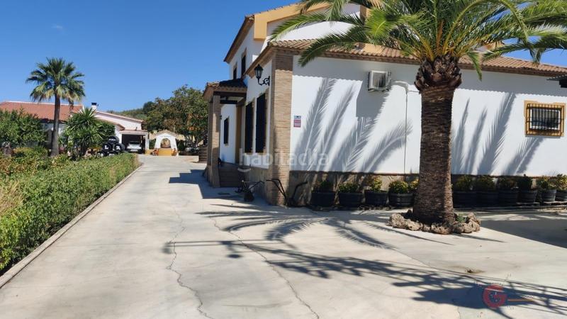 Foto bce28e86-a30c-44f7-83cc-a687042d8798. Chalet  en Montilla