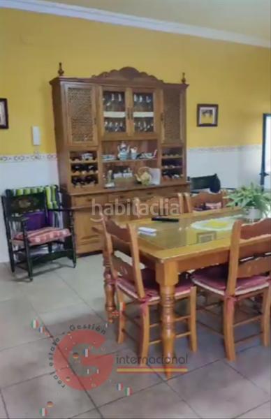 Foto e295b00e-82be-4c62-b35a-774f821101ec. Chalet  en Montilla