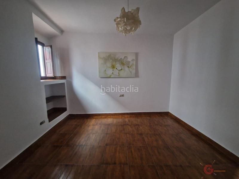 Foto 0880caf5-3c08-43be-ae85-9ba5f5259408. Casa  en Centro Salobreña