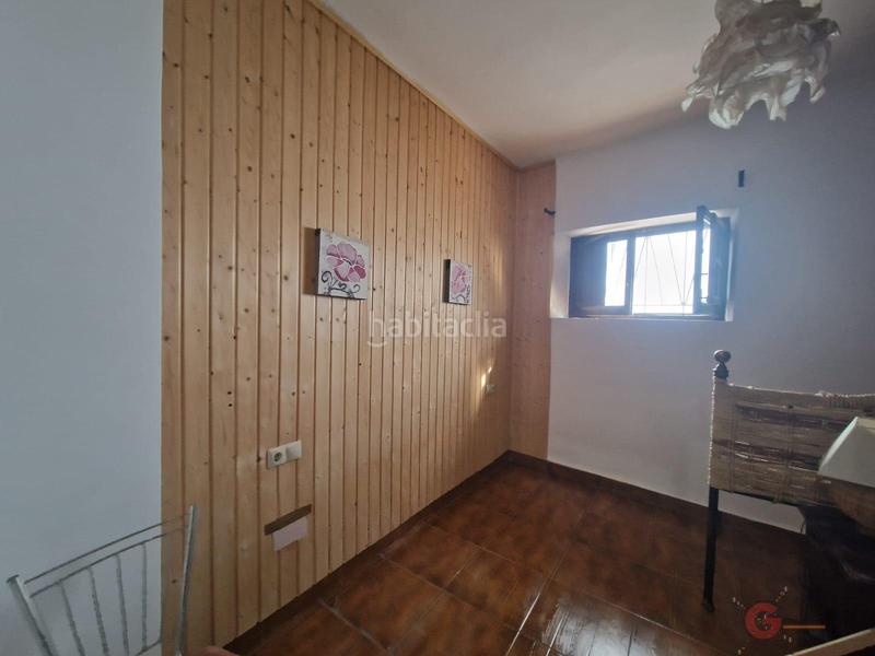 Foto b4aabdca-af39-4cfe-8563-d60303cdbd37. Casa  en Centro Salobreña